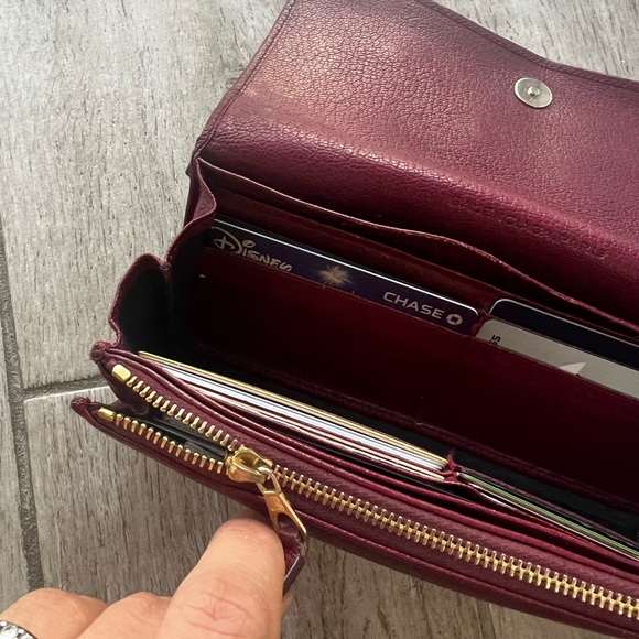 🌟HP on 12/6🌟Authentic Balenciaga Wallet - Picture 3 of 14